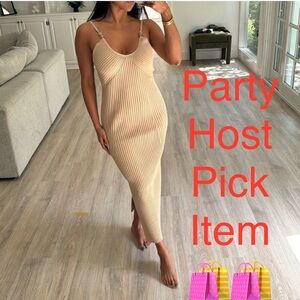 Brand New House of Harlow 1960 Sexy Dress, size Small. New with Tags, Very Sexy